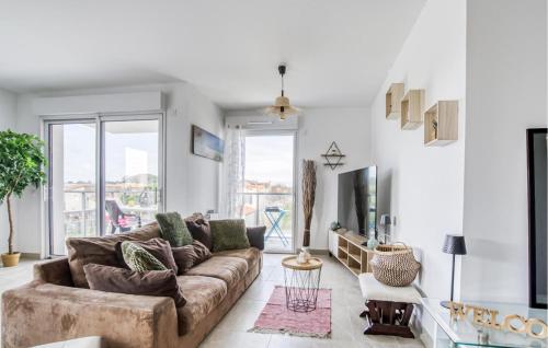 Χώρος καθιστικού στο Beautiful Apartment In La Tremblade