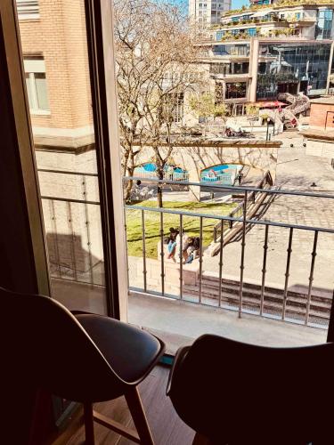 a room with a window with a view of a street at RIACENTRUM - Smart Residence in Aveiro