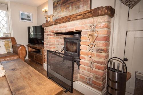 Φωτογραφία από το άλμπουμ του Historical Sherwood Forest Cottages - Sleeps 16 σε Mansfield