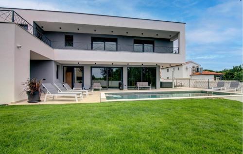 Lovely Home In Stokovci