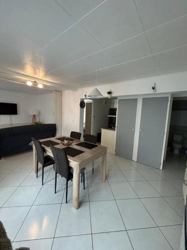 Charmant logement tout équipé à 150m de la plage