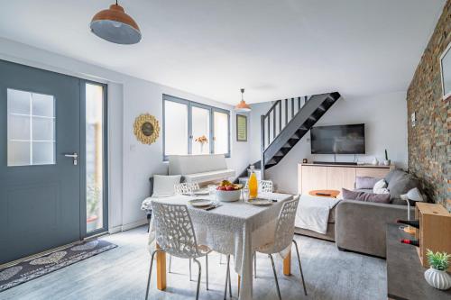 Posezení v ubytování La Maison de Sam - Logement entier & Terrasse
