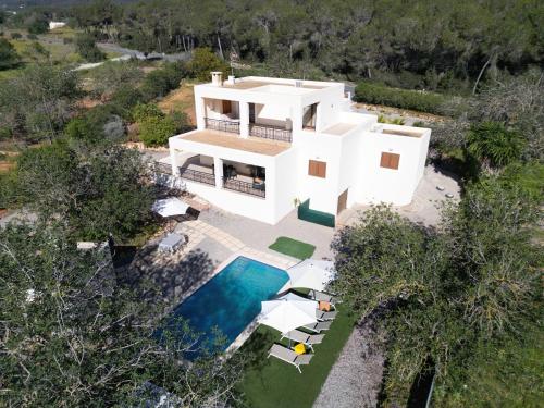 Villa Can Toni - Aguas Blancas Beach