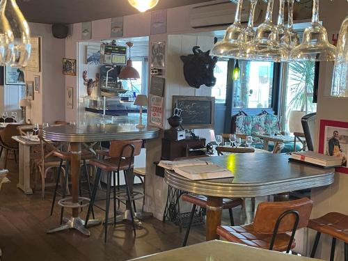 Εστιατόριο ή άλλο μέρος για φαγητό στο La Table De Jeanne - Hôtel & Restaurant