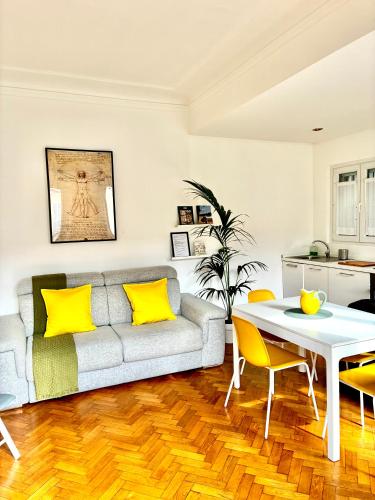 Brera 4 - City Center bright and cosy apartment x4!