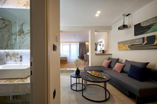 Posezení v ubytování Athens City Suites