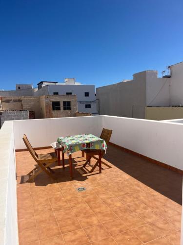 Un balcón o terraza en Apt Flora