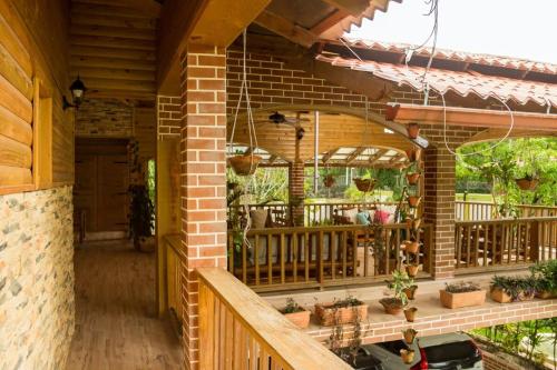 Μπαλκόνι ή βεράντα στο Spectacular Country Villa