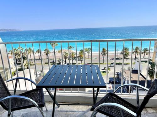 Spacious 2P Terrace with sea view