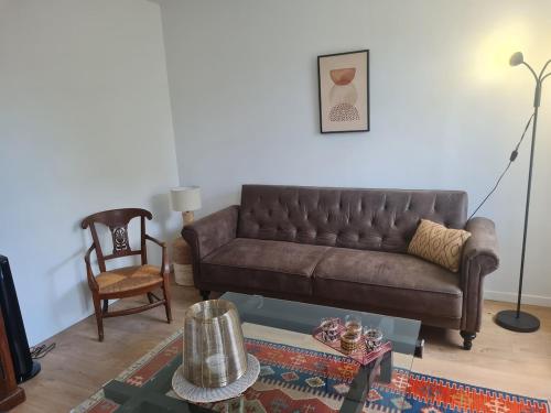 T2 calme cosy rénové & entièrement équipé 1er étage