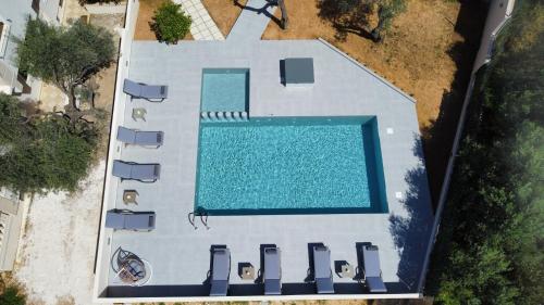 Πισίνα στο ή κοντά στο Villa Daratso with private pool view to the sea