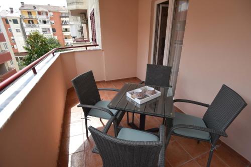 Μπαλκόνι ή βεράντα στο COMFORT APARTMENT NEAR THE BEACH