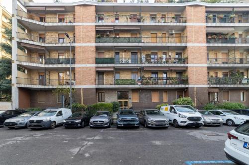 Spacious 70 mq Apartment Self Check-in ,Free Parking, San Siro