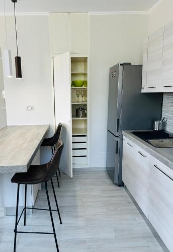 Enzo House