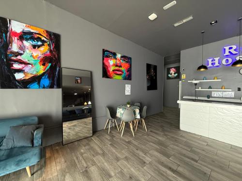 Gambar di galeri bagi Rio Hostel di Madrid