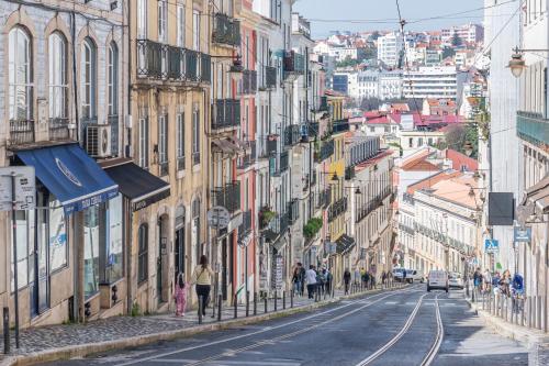 Sunlit & Patio Studios - Prime Lisbon