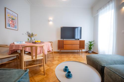 Aegis Filoppapou suites - Olive