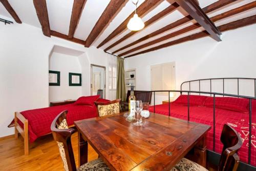 Retro Studio Oscar I