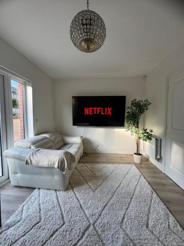 Gallery image of Large 3 bed house near Etihad and Coop Live in Manchester