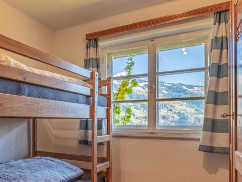 Ένα ή περισσότερα κρεβάτια σε δωμάτιο στο Landhaus Platzl