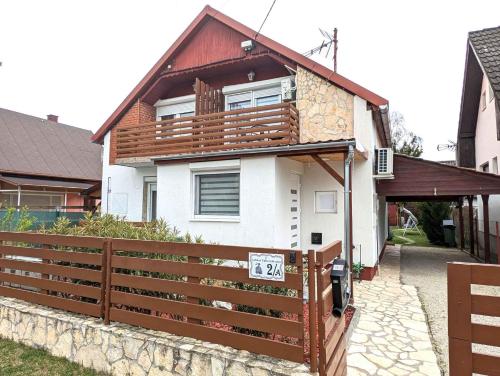 Holiday home in Balatonfenyves 54058