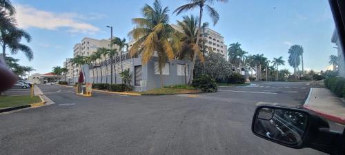 Fotografie z fotogalerie ubytování King Suite Oceanview Private Access Beach Dorado v destinaci Dorado