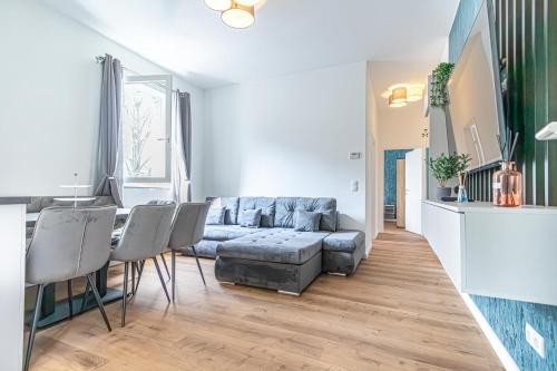 Sweet 2BR & 1LR Apartment, Around Donaustadt