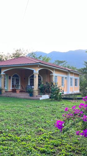 Gallery image of Casa LuzLago in Peña Blanca