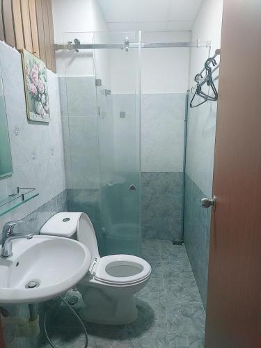 Ένα μπάνιο στο DINO Home HACOM 1BR