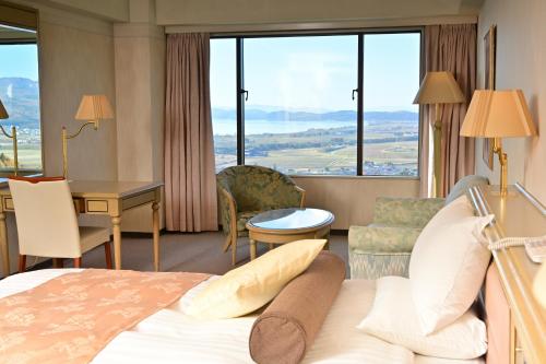 Nespecifikovaný výhled na hory nebo výhled na hory při pohledu z hotelu