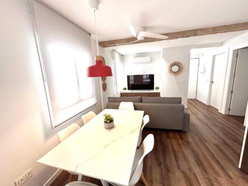 TV a/nebo společenská místnost v ubytování Doctor Fleming - Más que apartamentos Lujo