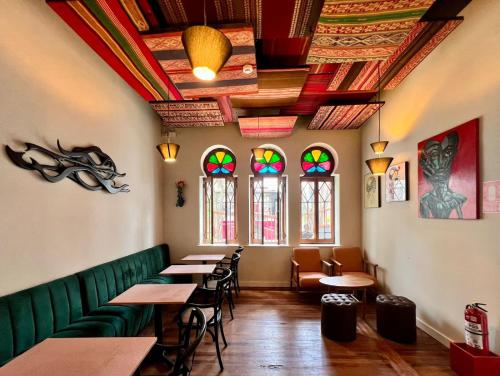 Restaurant o un lloc per menjar a Andara Boutique Hotel