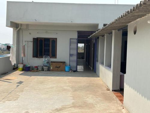 Το κτήριο όπου στεγάζεται  το καταφύγιο