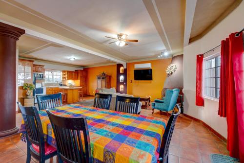a dining room and kitchen with a table and chairs at CASA DEL MAR-- Sleeps 16, Pool, AC, Wi-Fi, Near Malecón in San Felipe