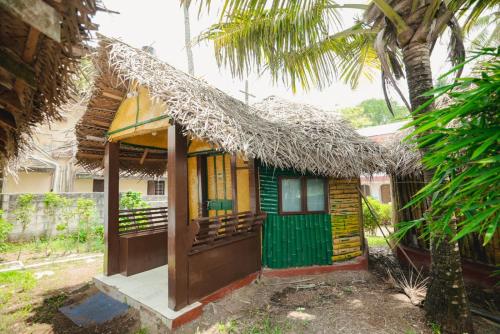 สวนหย่อมนอก Bamboo Village