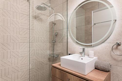 Un baño de Ether Seaside Apartment 2