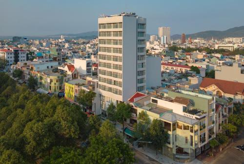 Γενική άποψη της πόλης Quy Nhon ή θέα της πόλης από  αυτό το ξενοδοχείο
