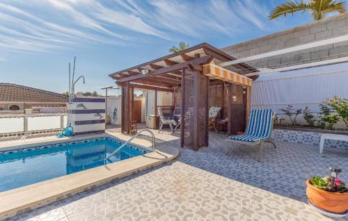 2 Bedroom Stunning Home In Torrevieja