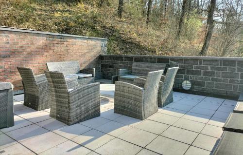 Balkoni atau teres di Stunning Home In Durbuy With Sauna