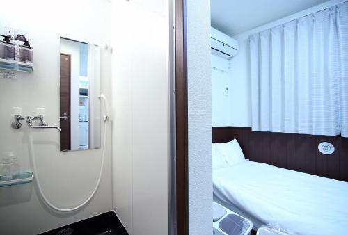 Ένα μπάνιο στο Central Shinjuku, Near Train Station, Quiet Area, No Stairs, Room 102