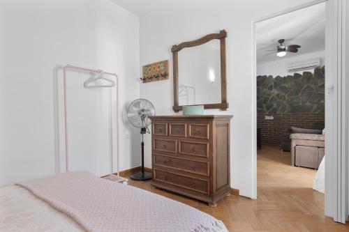 Postel nebo postele na pokoji v ubytování Casa Palacios Conil de la Frontera