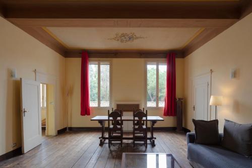 A seating area at B&B Maggiore 58