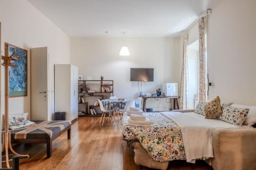 TURATI GUEST HOUSe