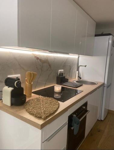 MAISON DE VILLAGE - Climatisée - avec Terrasse