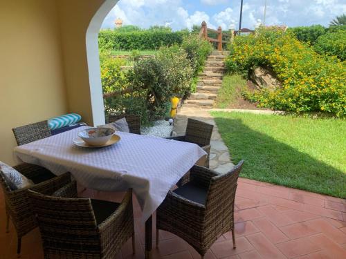 Κήπος έξω από το Casa Vacanze - Ponente
