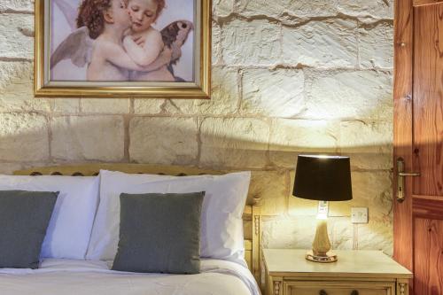 Gallery image of A lovely 4BR Townhouse in Central Gozo with Pool by 360 Estates in Għarb