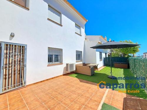 Bajo tres habitaciones Don Julián - Vera Playa