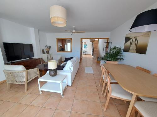 Adosado con vistas increíbles- Solo familias