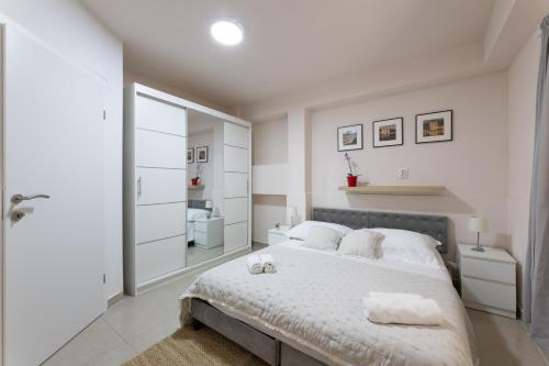 Anamaria Apartment - Just Steps from the Beach