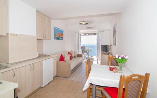 Apartments Superb View 1